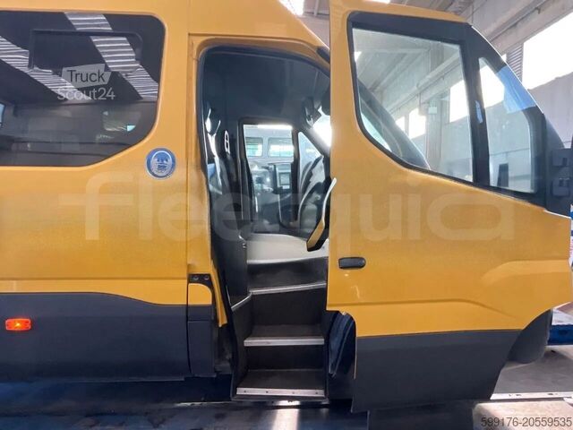 Personenbeförderung IVECO Daily