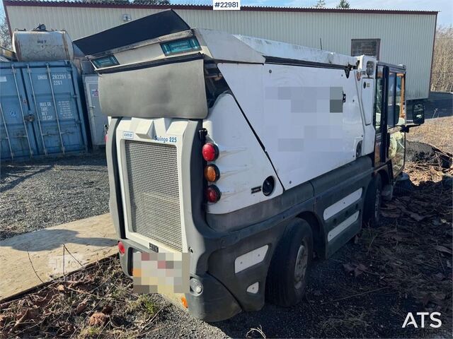 مكنسة طرق Schmidt Swingo 225 Feiebil. Rep objekt