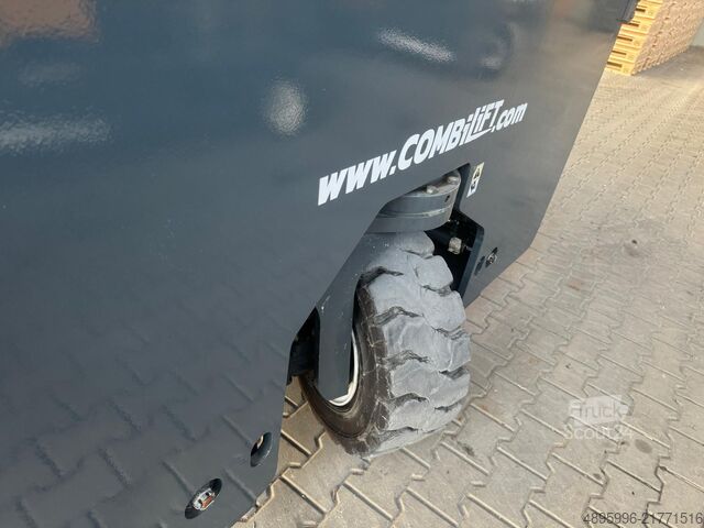 Stivuitor cu patru direcții Combilift C5000 / 5500 mm / free lift