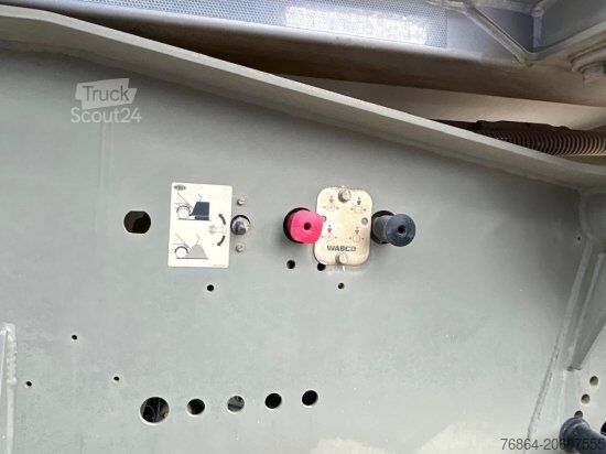 Semi-remorque benne MEILLER MHPS15/18 25M³ LIFTACHSE