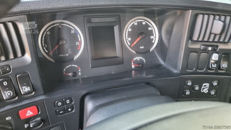 Driewegkiepwagen Scania G 490 8x4 Bordmatik Thermo