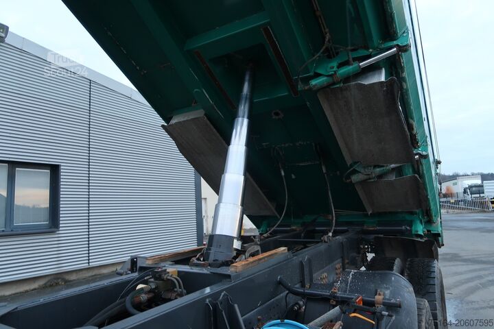 Wywrotka trójstronna Scania G 490 8x4 Bordmatik Thermo