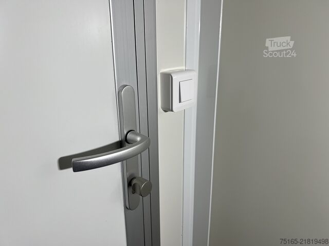 Торговый и промо-прицеп Rosemeier VE HK E 30.4 Seitenklappe Rampe Verkaufs- und Promo