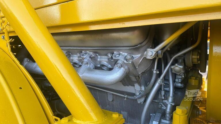 Traktor Kirovets K700A V8