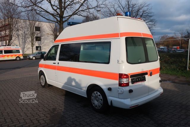 شاحنة إطفاء VOLKSWAGEN T5 Transporter Hochdach lang/KTW/Klima/FN: A91