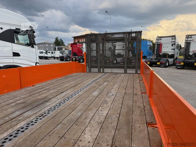 Pianale con rampa Iveco eurocargo120-190