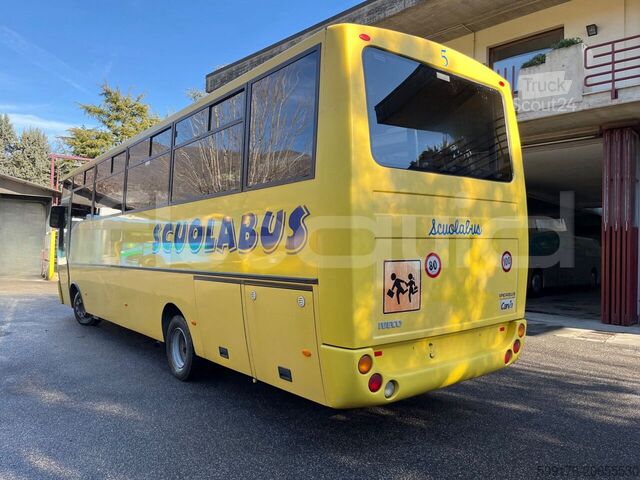 Autocarro interurbano IVECO Carvin