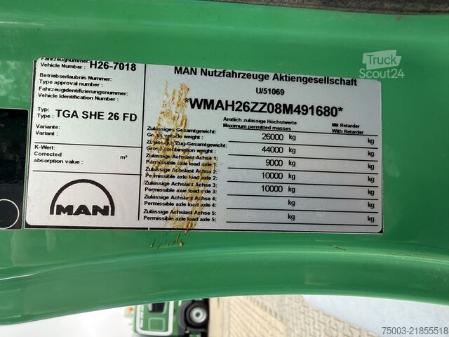 Lastebil med plan MAN TGA 26.320 6X4 Atlas 290 bis 18 Meter