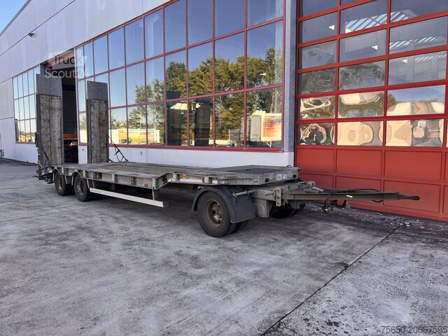 Alacsony rakodószintű pótkocsi Humbaur HTD 30 3 Achs Tiefladeranhänger, verzinkt