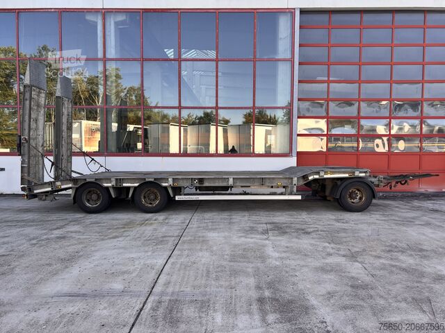 Alacsony rakodószintű pótkocsi Humbaur HTD 30  3 Achs Tiefladeranhänger, verzinkt