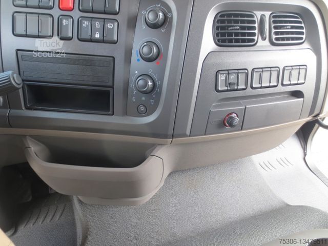 Samochód do przewozu napojów DAF LF 310 18t Zikun Getränkeaufbau