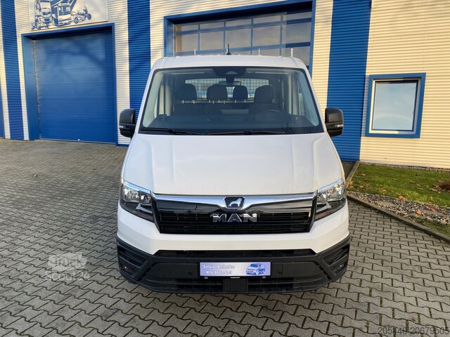 Nákladní automobil s plošinou a kabinou pro posádku MAN TGE 3.140 Doka Pritsche *AUTOM*NAVI*UVM*