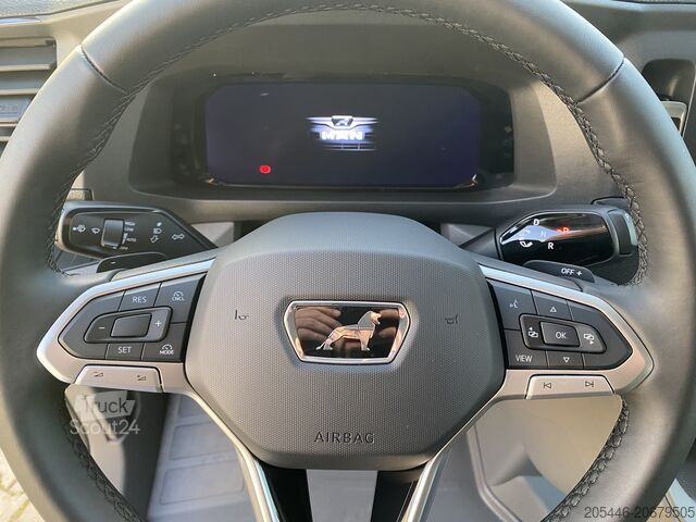 Nákladní automobil s plošinou a kabinou pro posádku MAN TGE 3.140 Doka Pritsche *AUTOM*NAVI*UVM*