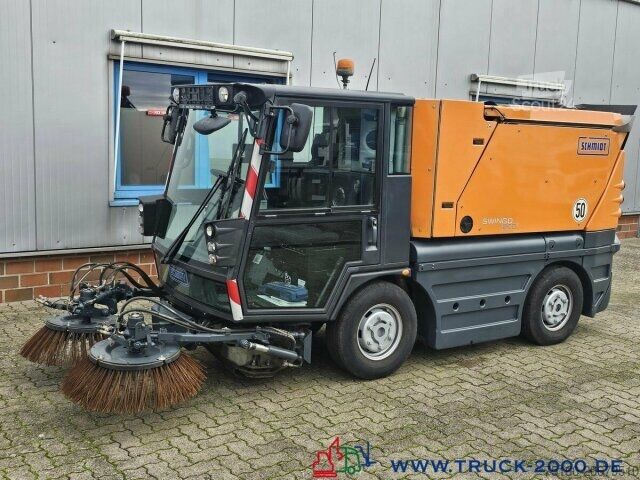 Gatusopmaskin Schmidt Swingo 200+ 3 Besensystem + HD Reiniger & Lanze