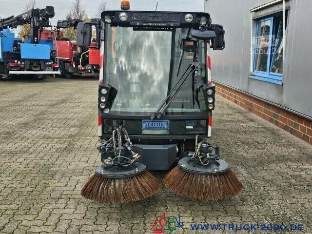 Gatusopmaskin Schmidt Swingo 200+ 3 Besensystem + HD Reiniger & Lanze