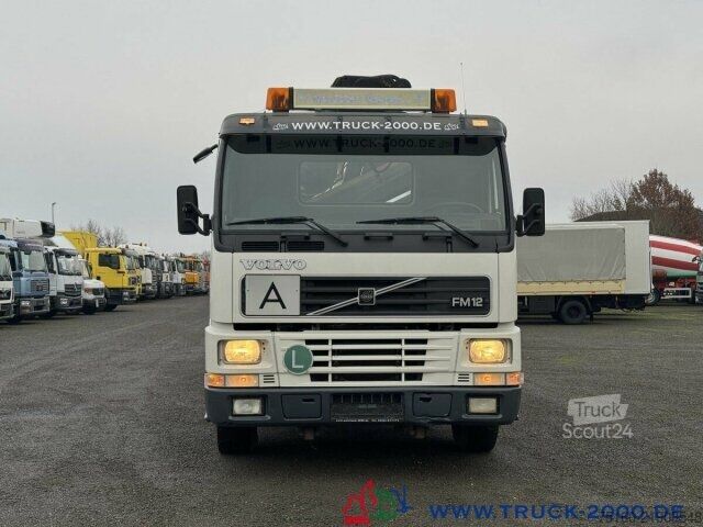 Tovornjak s kavljem za kontejnerje Volvo 340 HIAB Kran 11,9m=790kg 5+6 Steuerkreis Klima