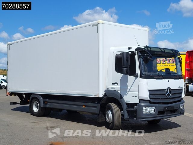 Box body Mercedes Atego 1527 4X2 15tonner LOW Mileage! 1500kg Lad...