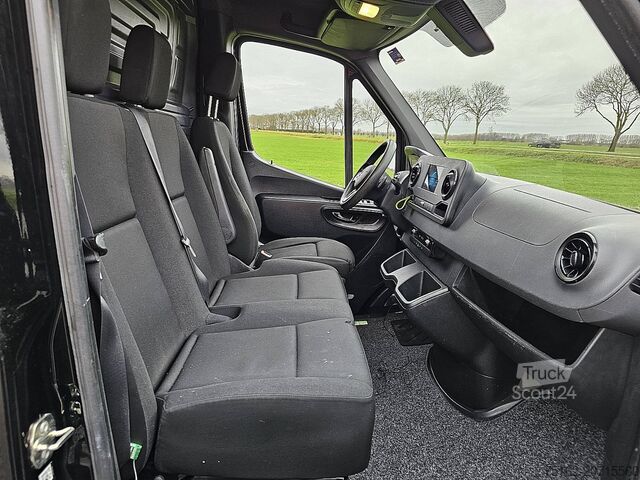 Bestelauto MERCEDES-BENZ SPRINTER 211 CDI AUT. L1H1