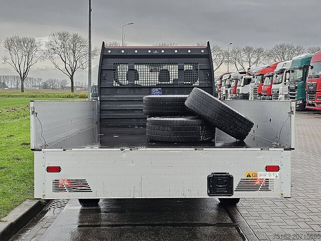 Lastauslautta FORD TRANSIT 2.0 L4 Open Laadbak!