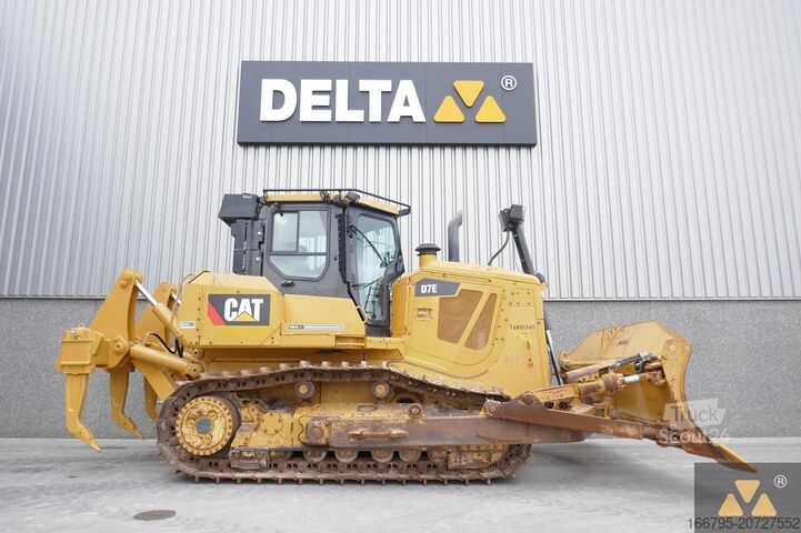 Dozers Caterpillar D7E