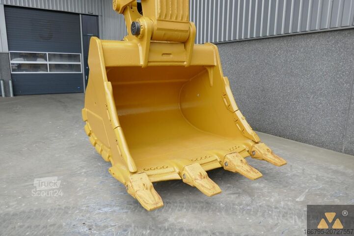 ερπυστριοφόρος εκσκαφέας Caterpillar 390F LME