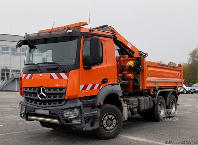 Dreiseitenkipper LKW Mercedes-Benz Arocs 2643 Bordmatik Palfinger Kran18002