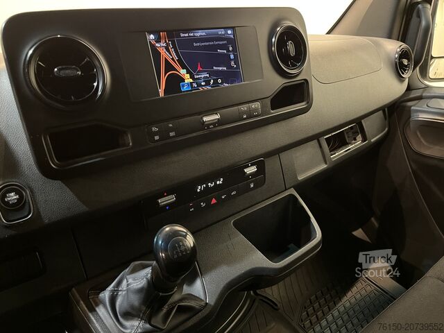 Resväska Mercedes-Benz Sprinter 516 CDI L2H2 4X4 / Euro 6 / Servicebu...