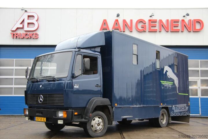 Paarden transport Mercedes-Benz SK 814 4x2 - Full Steel Suspension - Manual Gea...