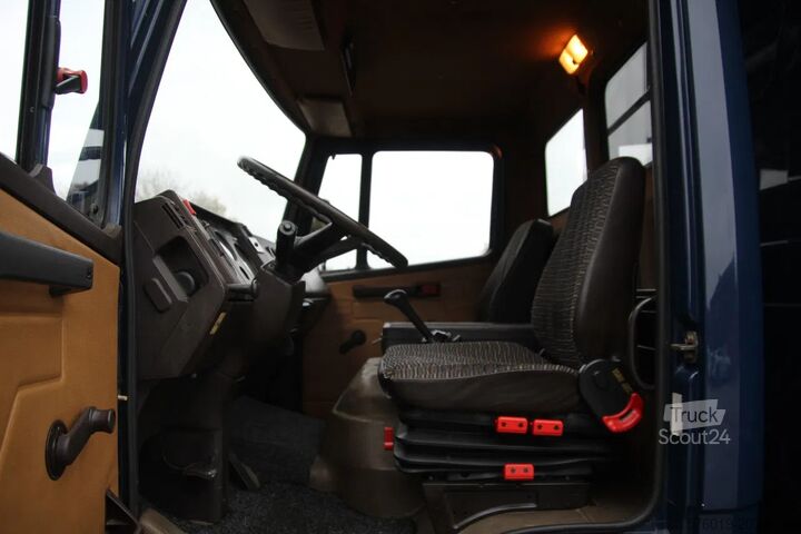 Paarden transport Mercedes-Benz SK 814 4x2 - Full Steel Suspension - Manual Gea...