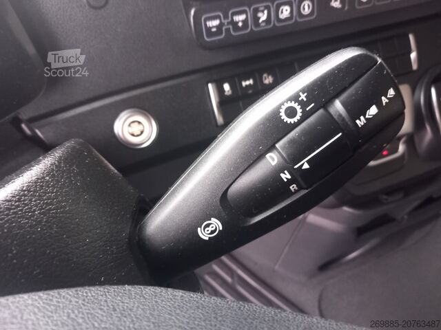 Standarta traktora vienība Mercedes-Benz Actros 1845 LS Big Space