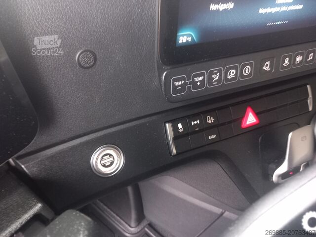 Standarta traktora vienība Mercedes-Benz Actros 1845 LS Big Space