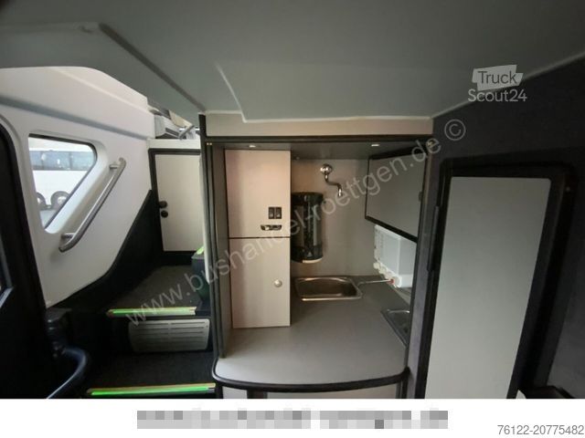 Autocar à impériale NEOPLAN Skyliner L / S 531 DT / 431 DT / Astromega