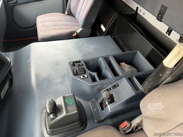 Standardni vlačilec MERCEDES-BENZ 3343 Actros MP1 6x6 Klima Nebenantrieb Allrad