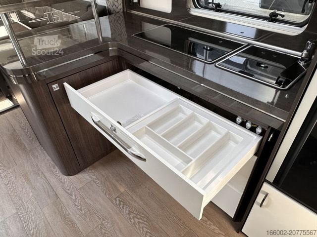 Τροχόσπιτο HOBBY Prestige 620 CL 2.200 kg Auflastung