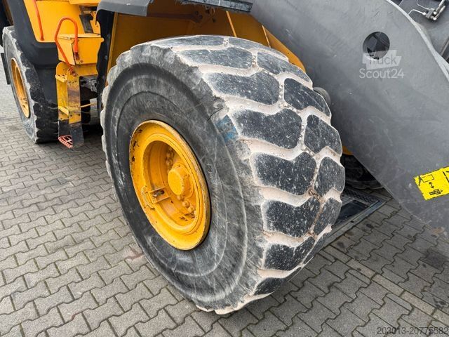 Kolesni nakladalnik VOLVO L150H Radlader *Schnellwech. *Waage *3. Funktion