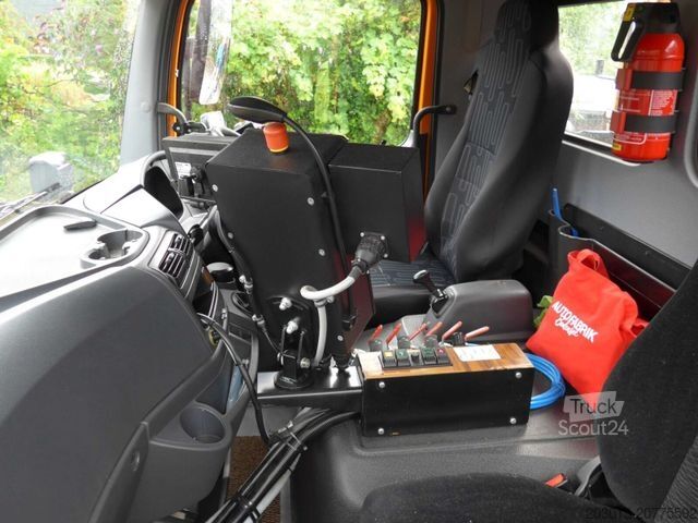 Balayeuse de voirie MERCEDES-BENZ ATEGO 1523 4x2 FAUN Viajet 6R/H HD 100 Bar