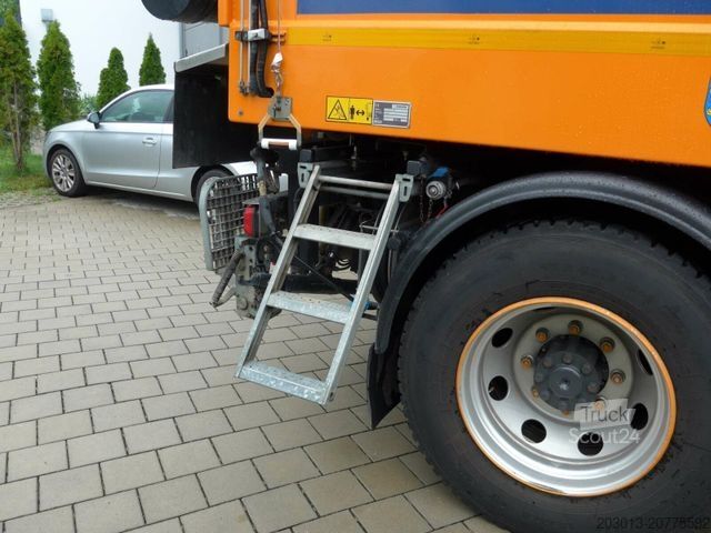 Balayeuse de voirie MERCEDES-BENZ ATEGO 1523 4x2 FAUN Viajet 6R/H HD 100 Bar