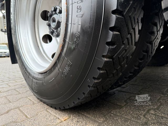 Balayeuse de voirie MERCEDES-BENZ ATEGO 1523 4x2 FAUN Viajet 6R/H HD 100 Bar