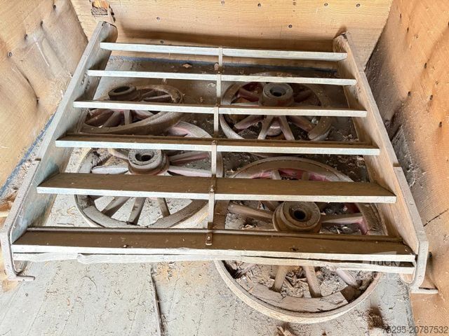 Rimorchio historischer Holz Möbel Wagen Restauration