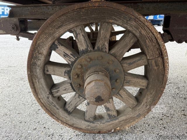 Rimorchio historischer Holz Möbel Wagen Restauration