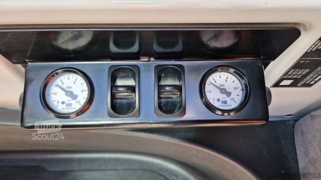 Minibus MERCEDES-BENZ 30 Sitzer Schul- Transferbus 519 Vorlauffahrzeug