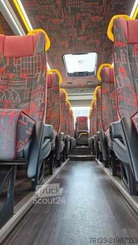 Minibus MERCEDES-BENZ 30 Sitzer Schul- Transferbus 519 Vorlauffahrzeug