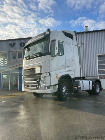 Standartinis vilkikas Volvo FH 460