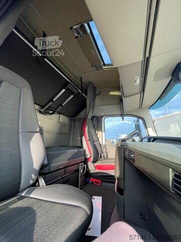 Standartinis vilkikas Volvo FH 460