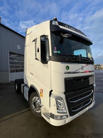 Standartinis vilkikas Volvo FH 460