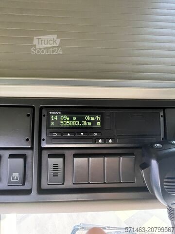 Standartinis vilkikas Volvo FH 460