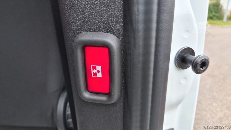 Minibussi MERCEDES-BENZ Sprinter 315 VIP Mobility 23 Airline Stock