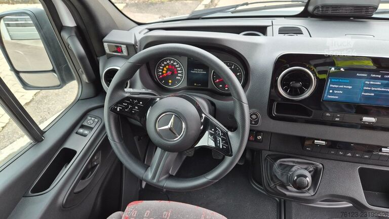 Minibussi MERCEDES-BENZ Sprinter Lord 517 kurzfristig lieferbar 22 SS
