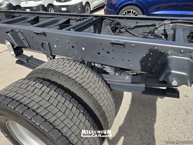 шаси на камион Iveco EUROCARGO 140-25 (2018)KM 280000 BALESTR