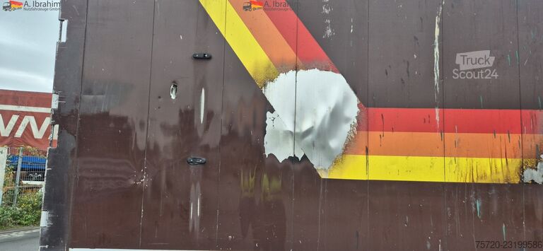 Yürüyen tabanlı yarı römork Knapen KT01 Voll fahrbereit leichter Brandschaden, Boden ok